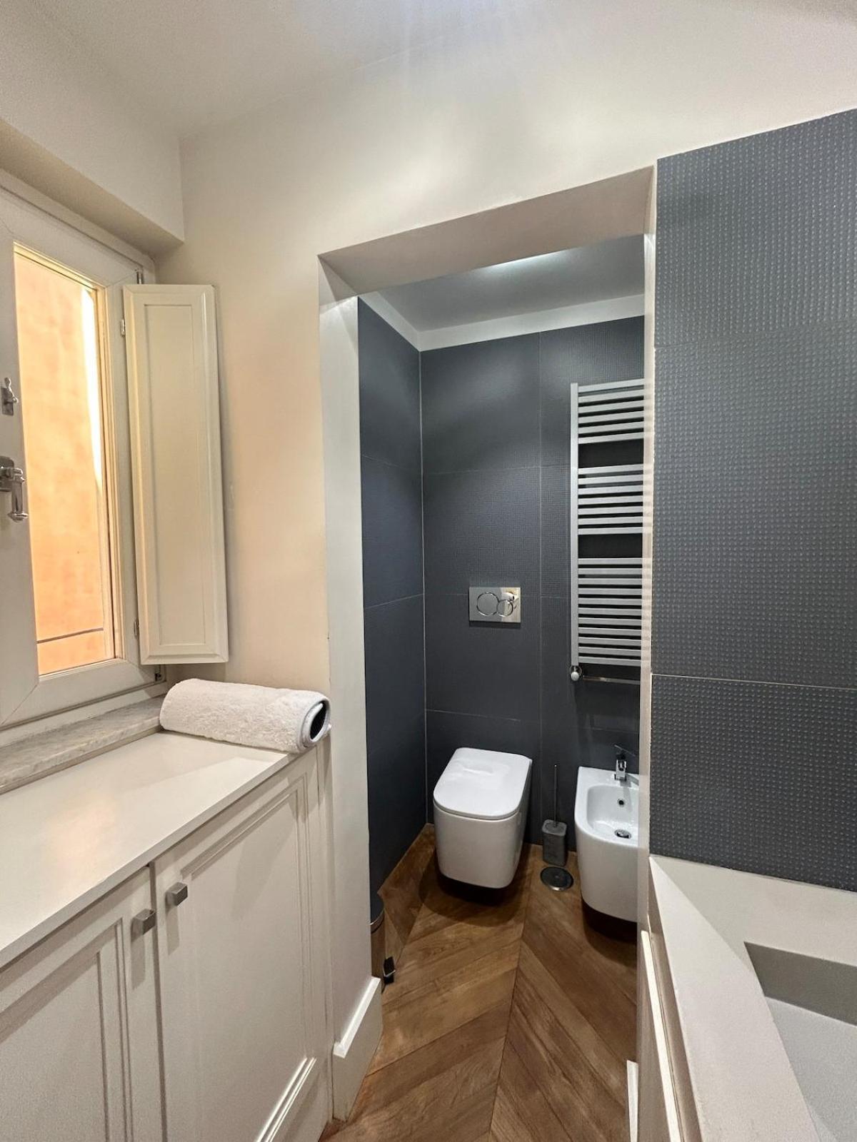 Domizio Elegant Appartamento